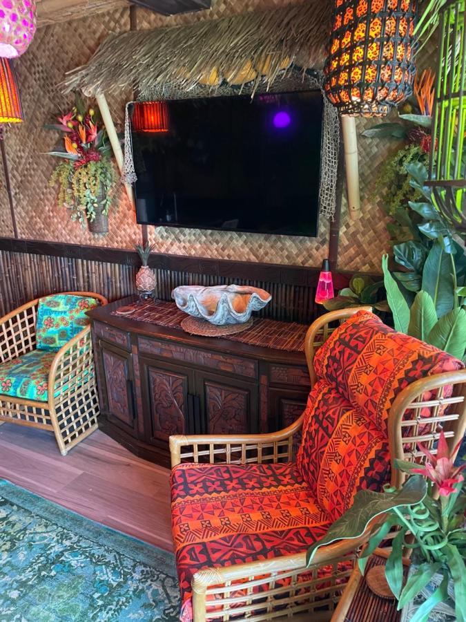 The Kondo Tiki 坦帕 外观 照片