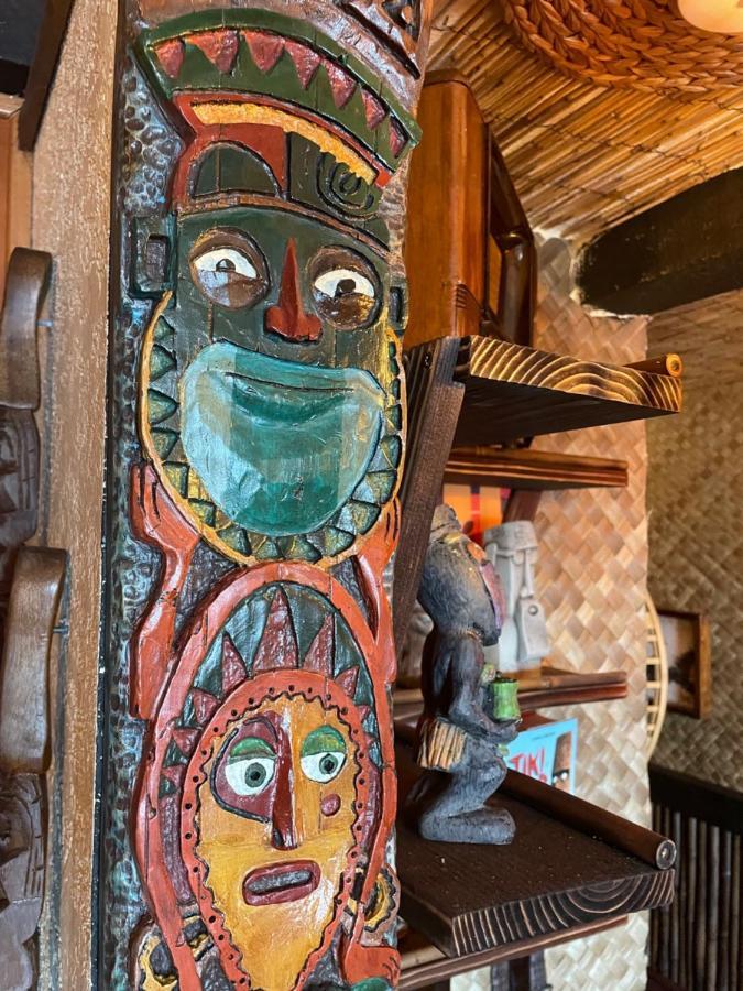 The Kondo Tiki 坦帕 外观 照片
