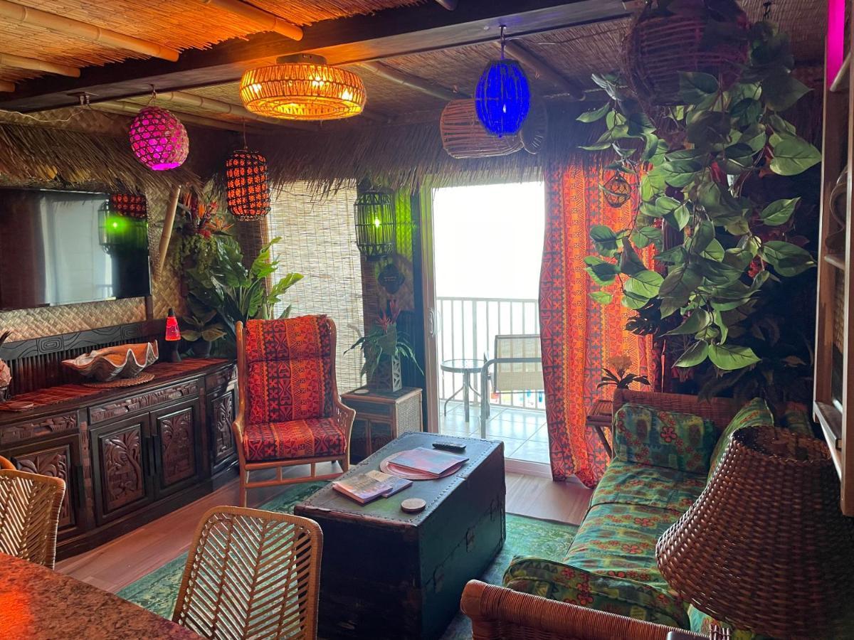 The Kondo Tiki 坦帕 外观 照片